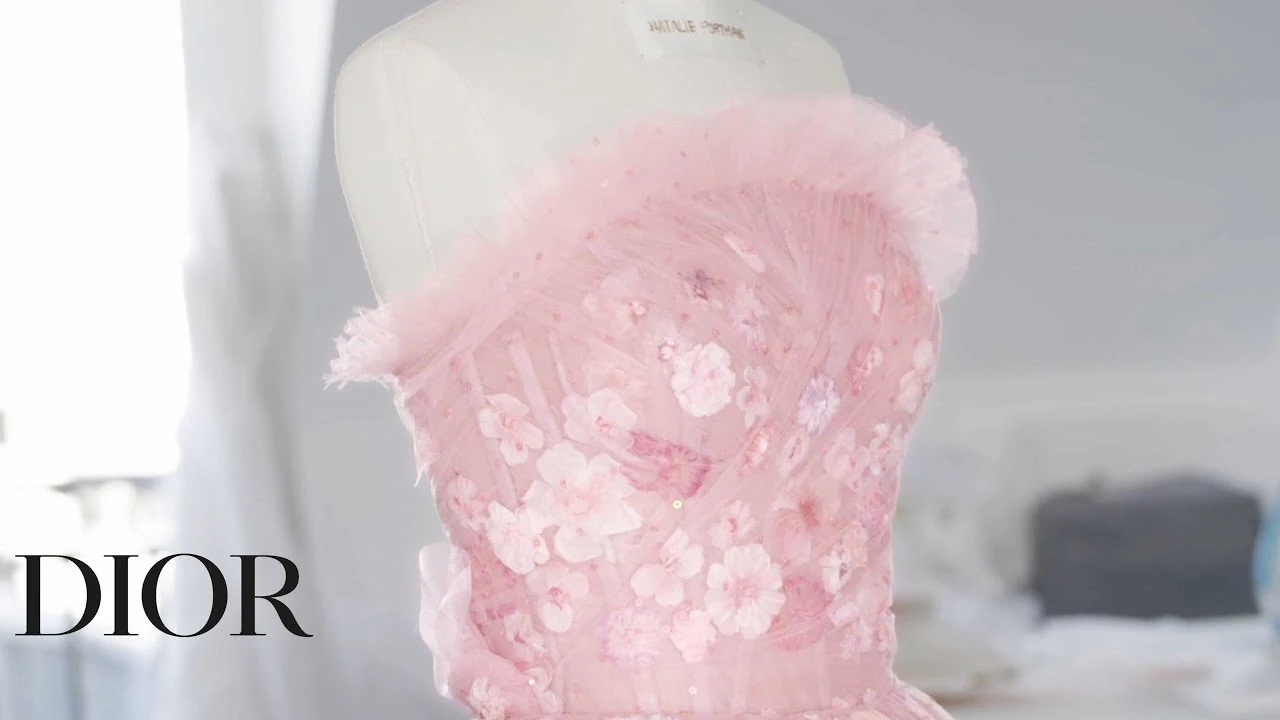Miss Dior Rose N’Roses, the new fragrance – The Savoir-Faire behind the creation of the new dress